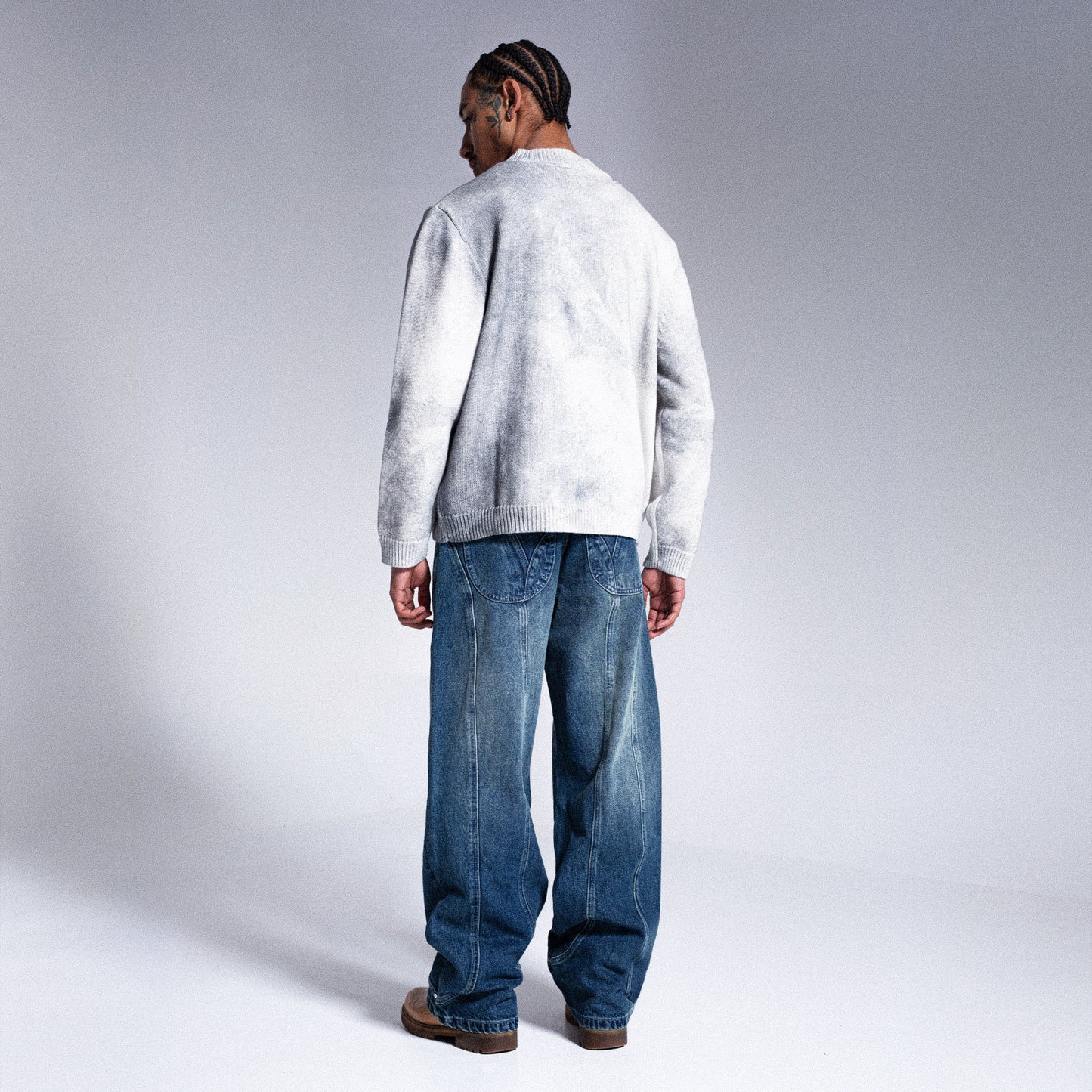 "LEGACY" Knitwear - Light Grey