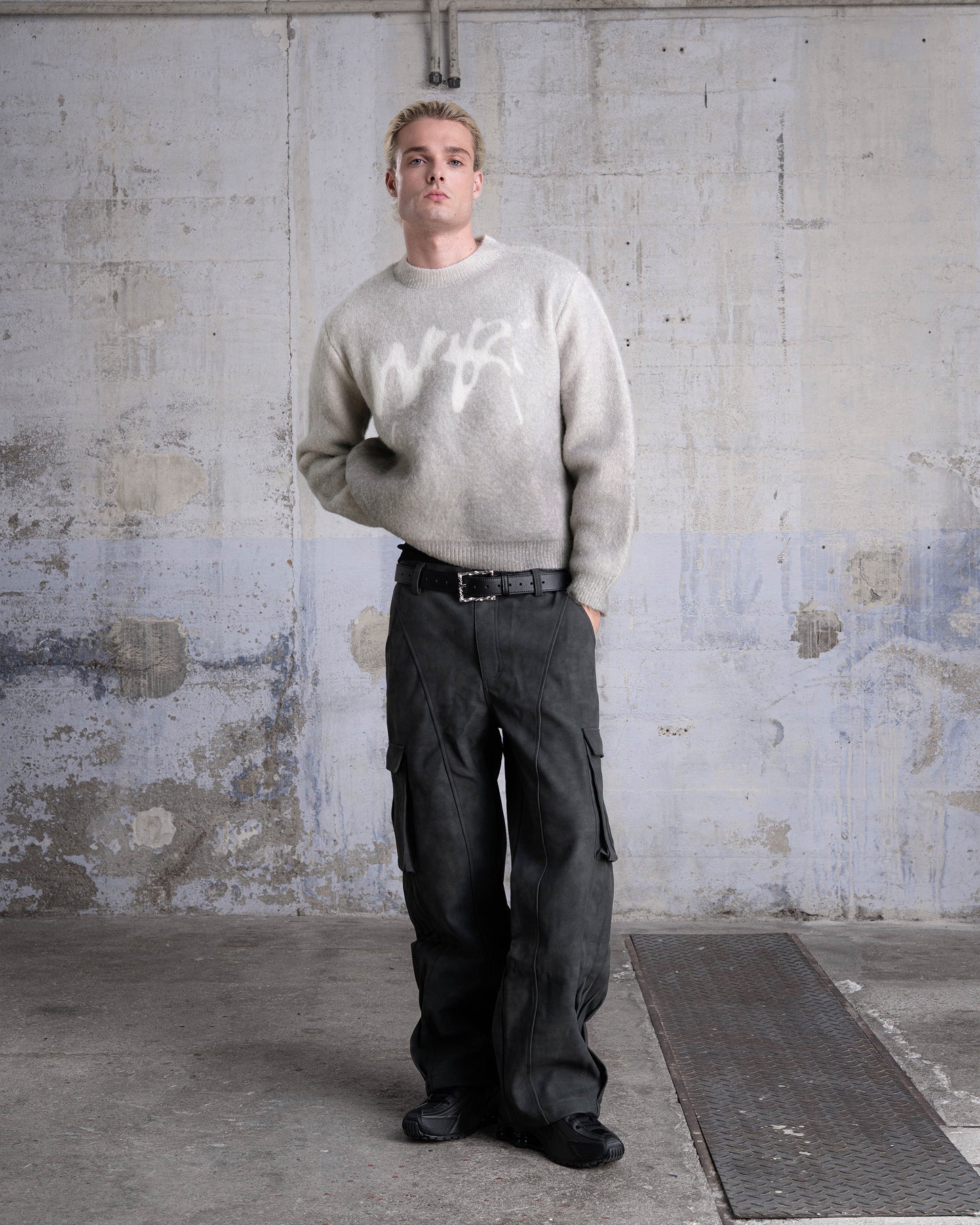 Faded "PUFFY" Knit - Greige
