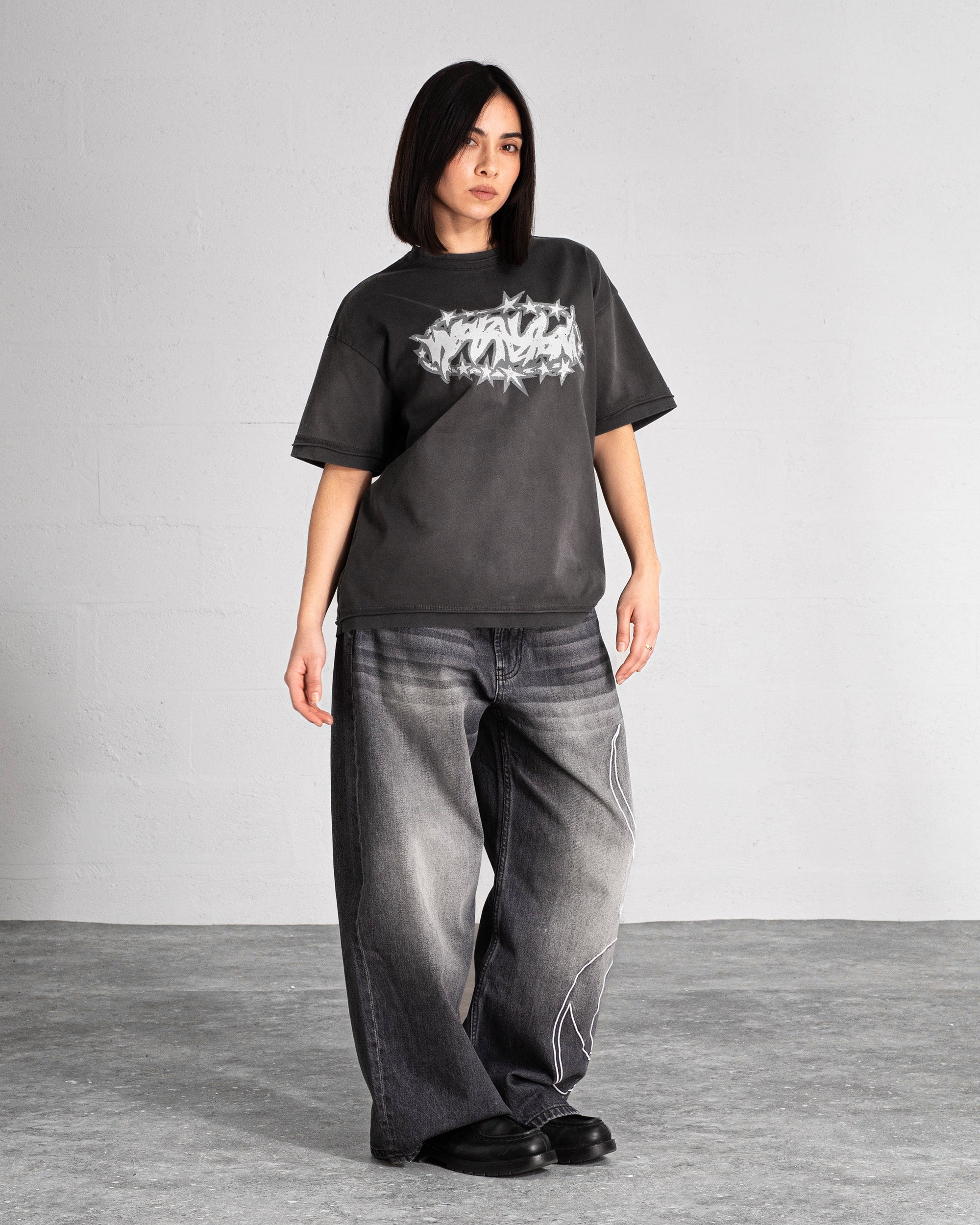 T-shirt “SPIKES” - Faded Black – Weyz Clothing