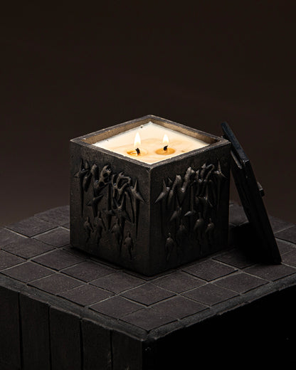 BOUGIE « THE FLAME » WEYZ - BÉTON ÂGÉ