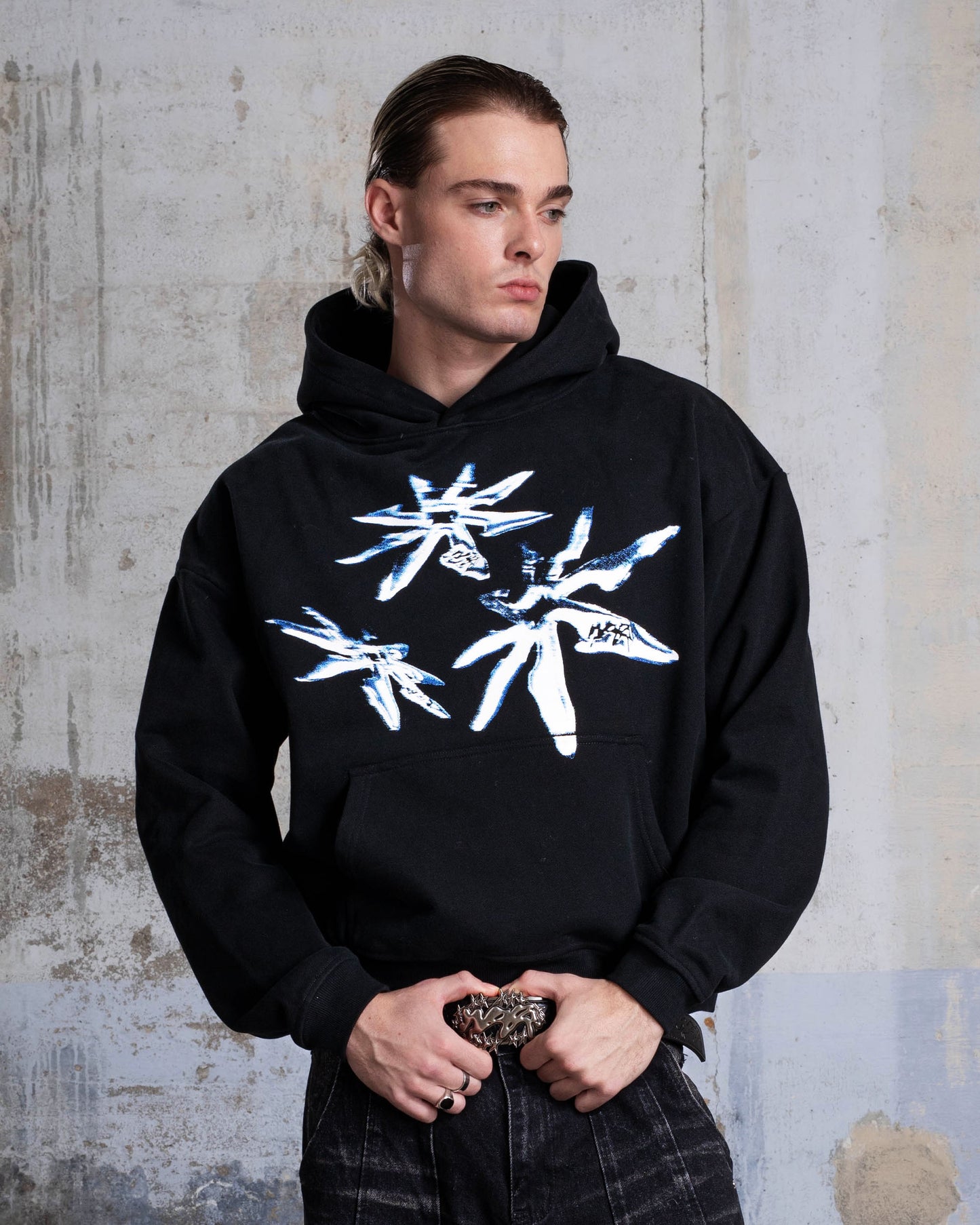 HOODIE "SHURIKEN" - BLACK