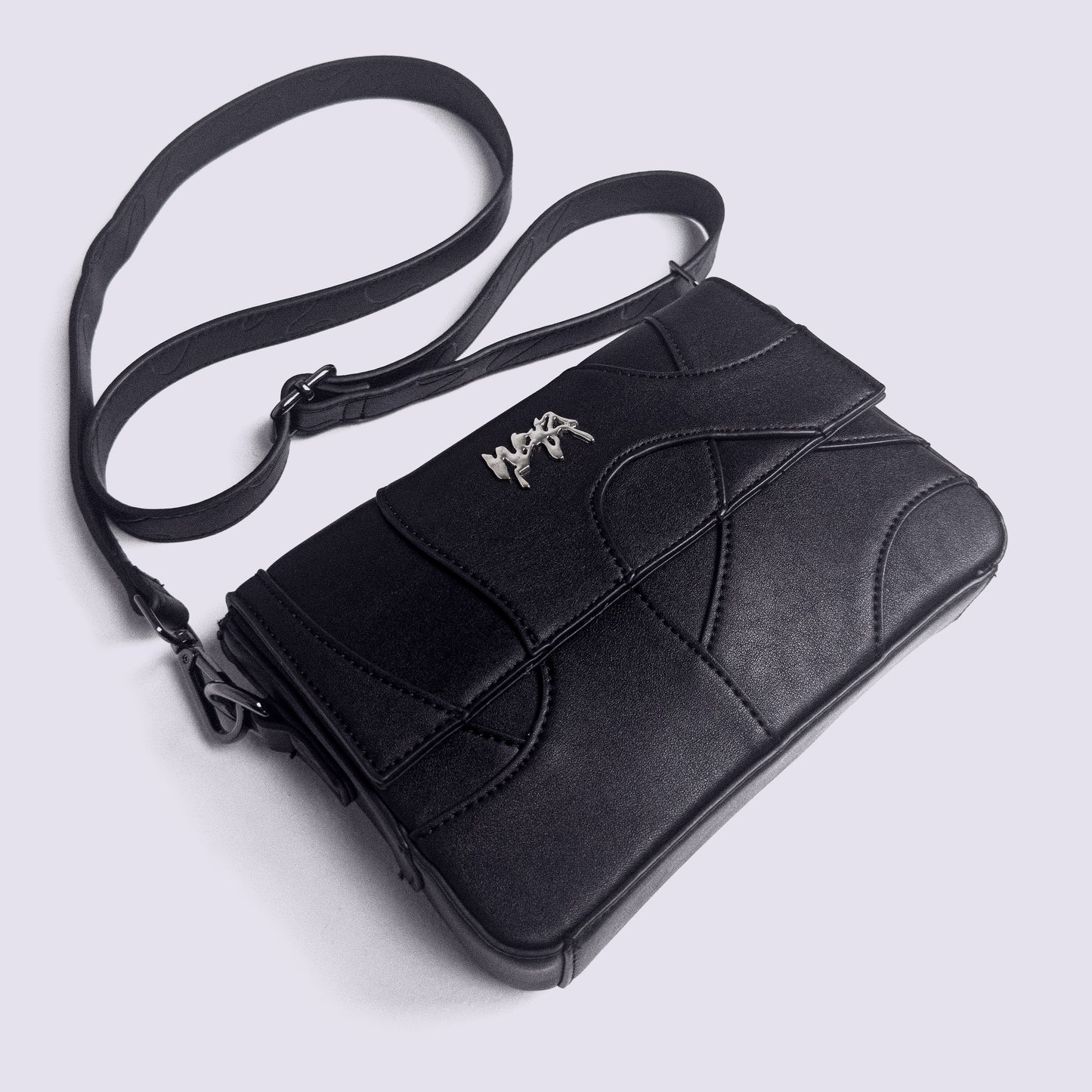 Shoulder Bag "Wavy" - Black