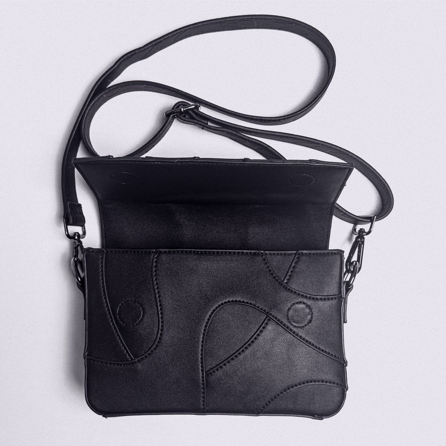 Shoulder Bag "Wavy" - Black