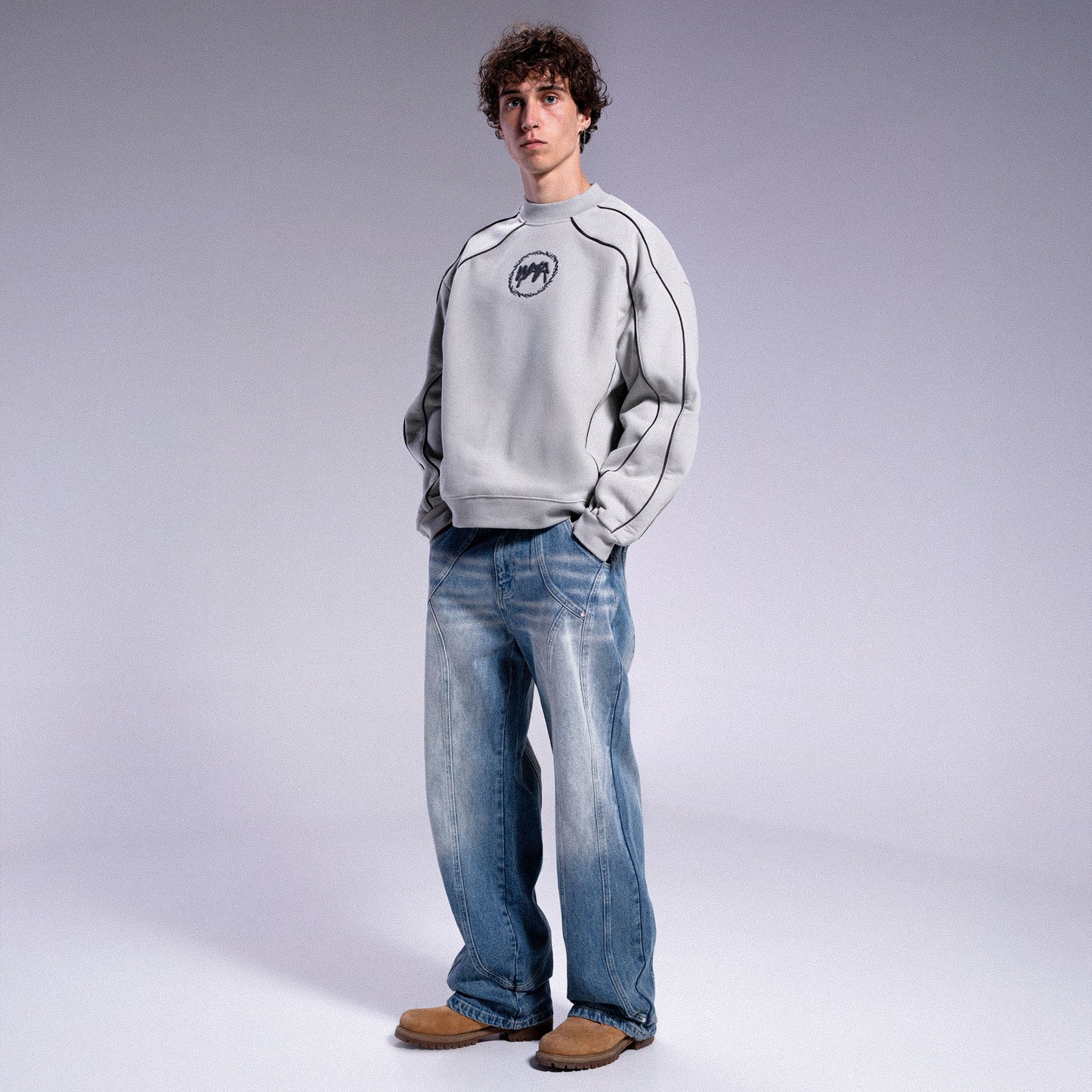 Soft Crewneck - Light Grey