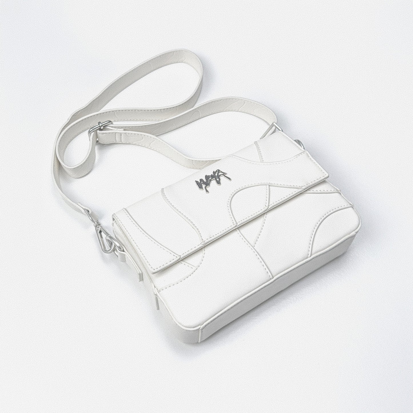 Shoulder Bag "Wavy" - White